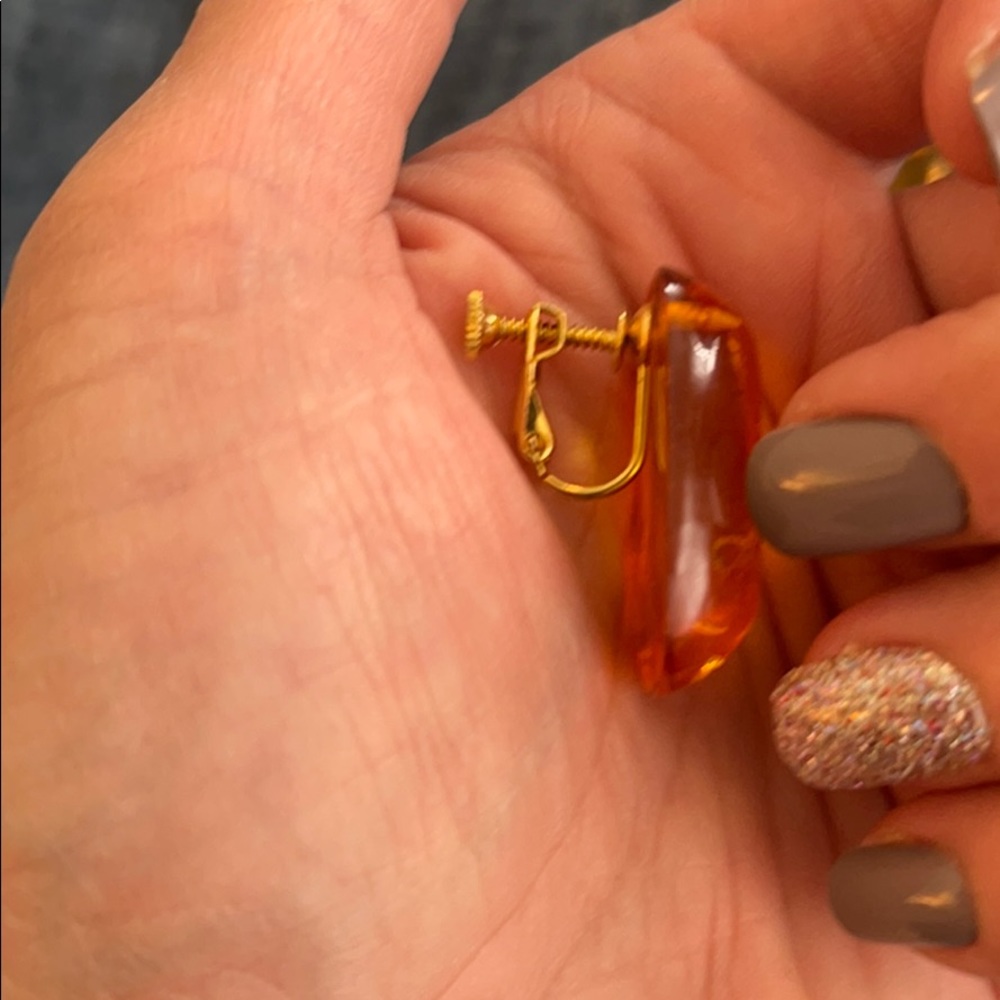 Vintage amber color press on earrings - Picture 3 of 3